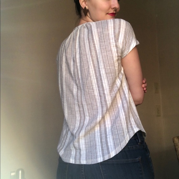 ๐ผ{ lucky brand } minimalist petite top - Picture 5 of 7